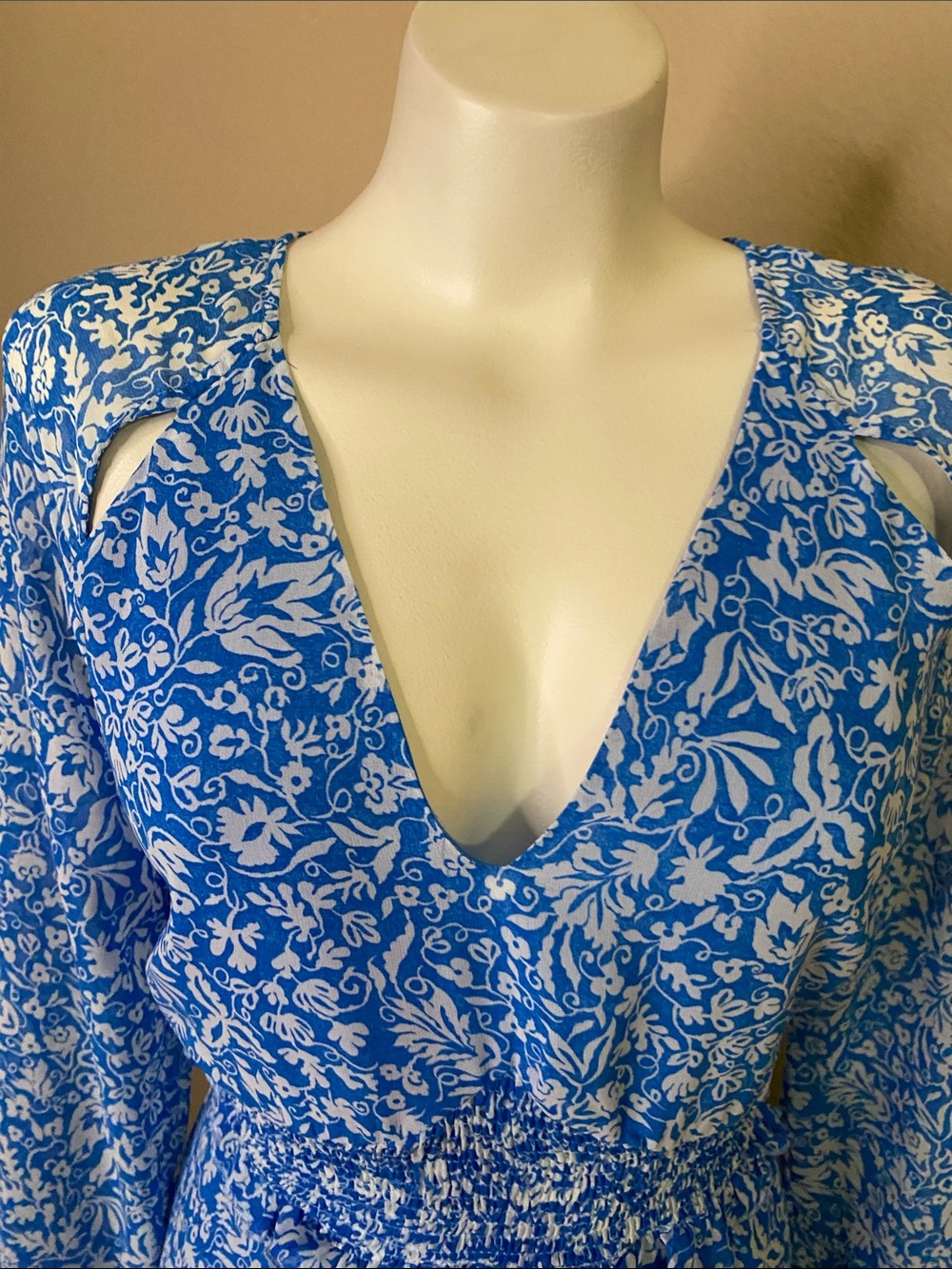 Avec Les Filles Blue and White Floral tiered full flowy skirt Maxi Dress 6 - Picture 5 of 12